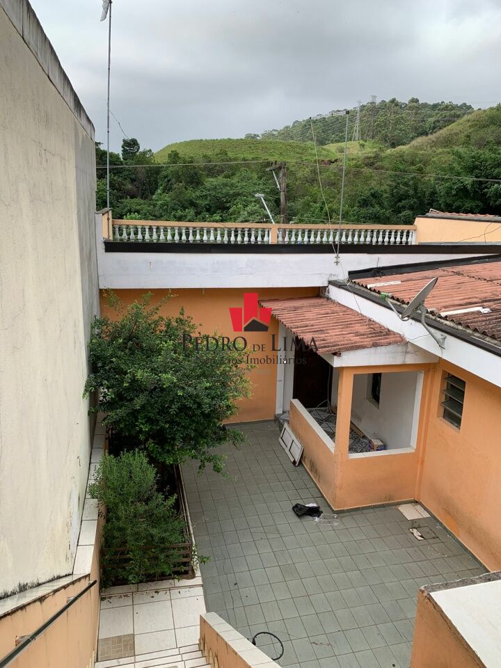 Sobrado próximo ao Shopping Aricanduva, Cidade Líder