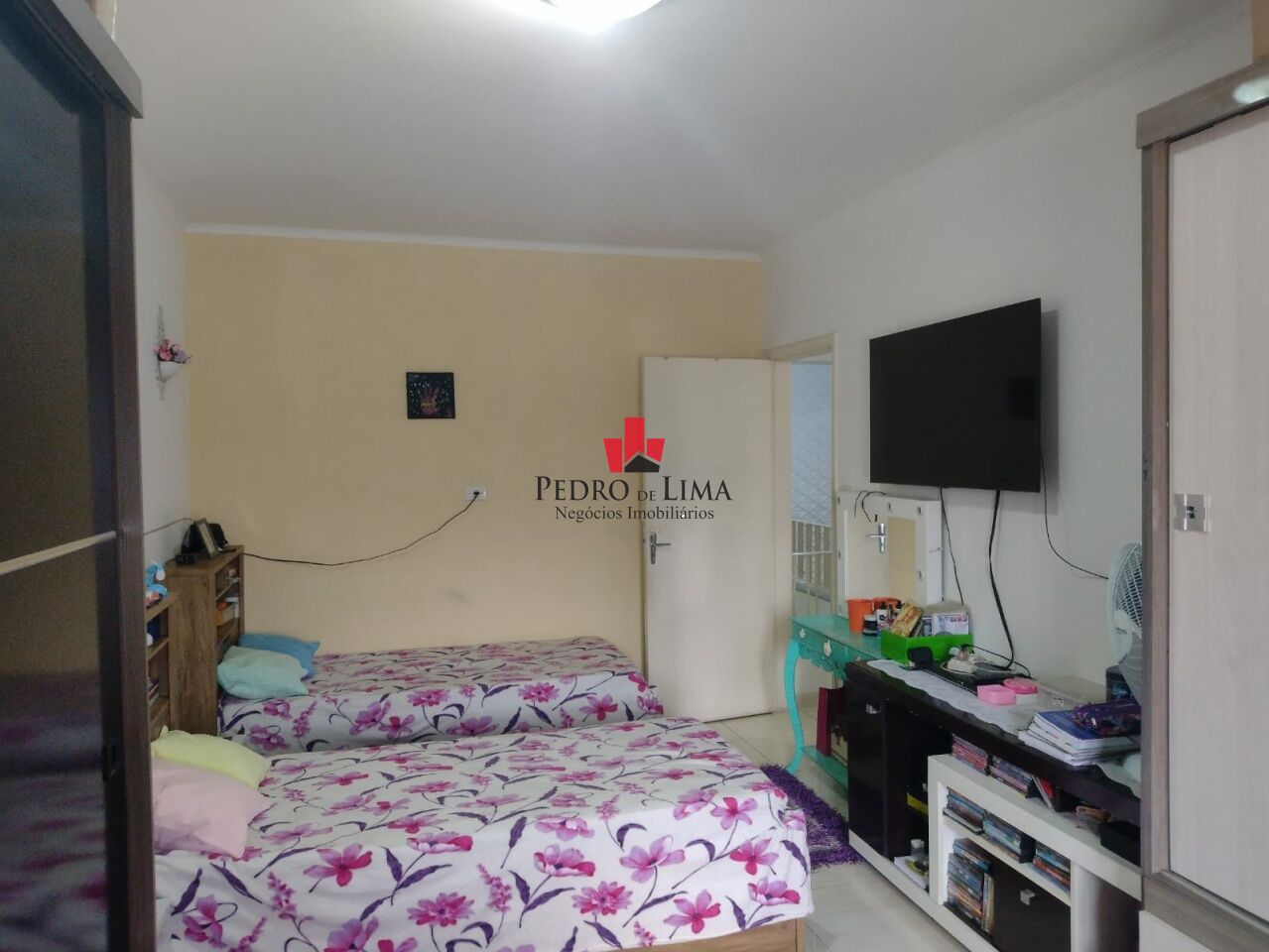 Casa Assobradada, 4 dormitórios, 3 vagas no Parque São Lucas