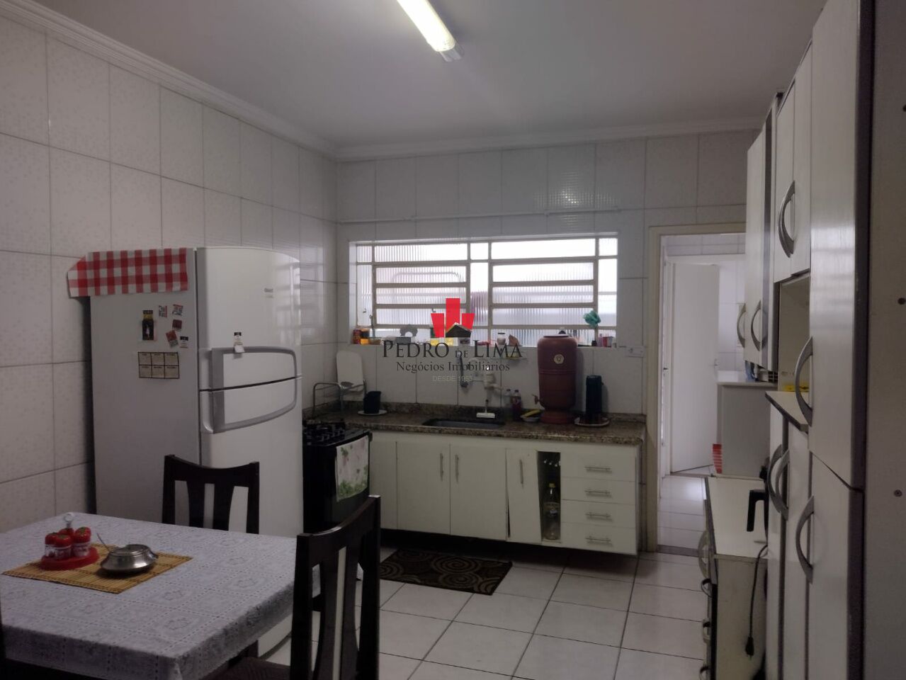 Casa Assobradada, 4 dormitórios, 3 vagas no Parque São Lucas