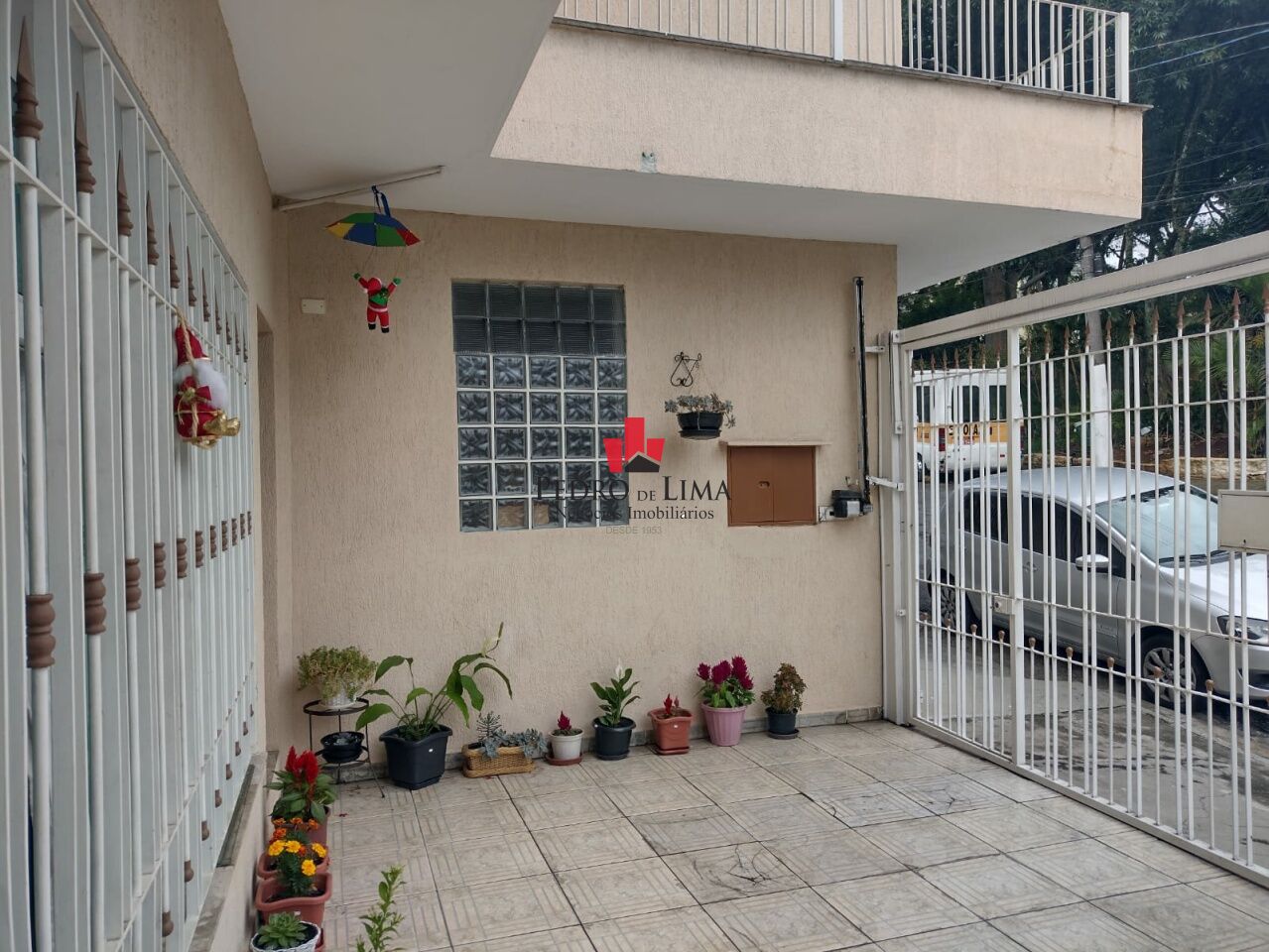 Casa Assobradada, 4 dormitórios, 3 vagas no Parque São Lucas