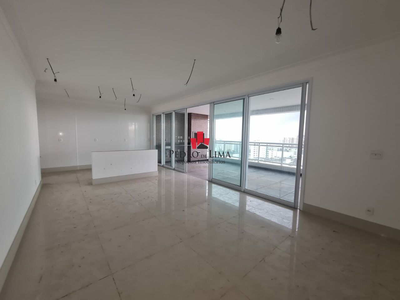Condomínio Maria Montessori - Apartamento Varanda Gourmet 4 quartos  2 suítes e 4 vagas no Tatuapé