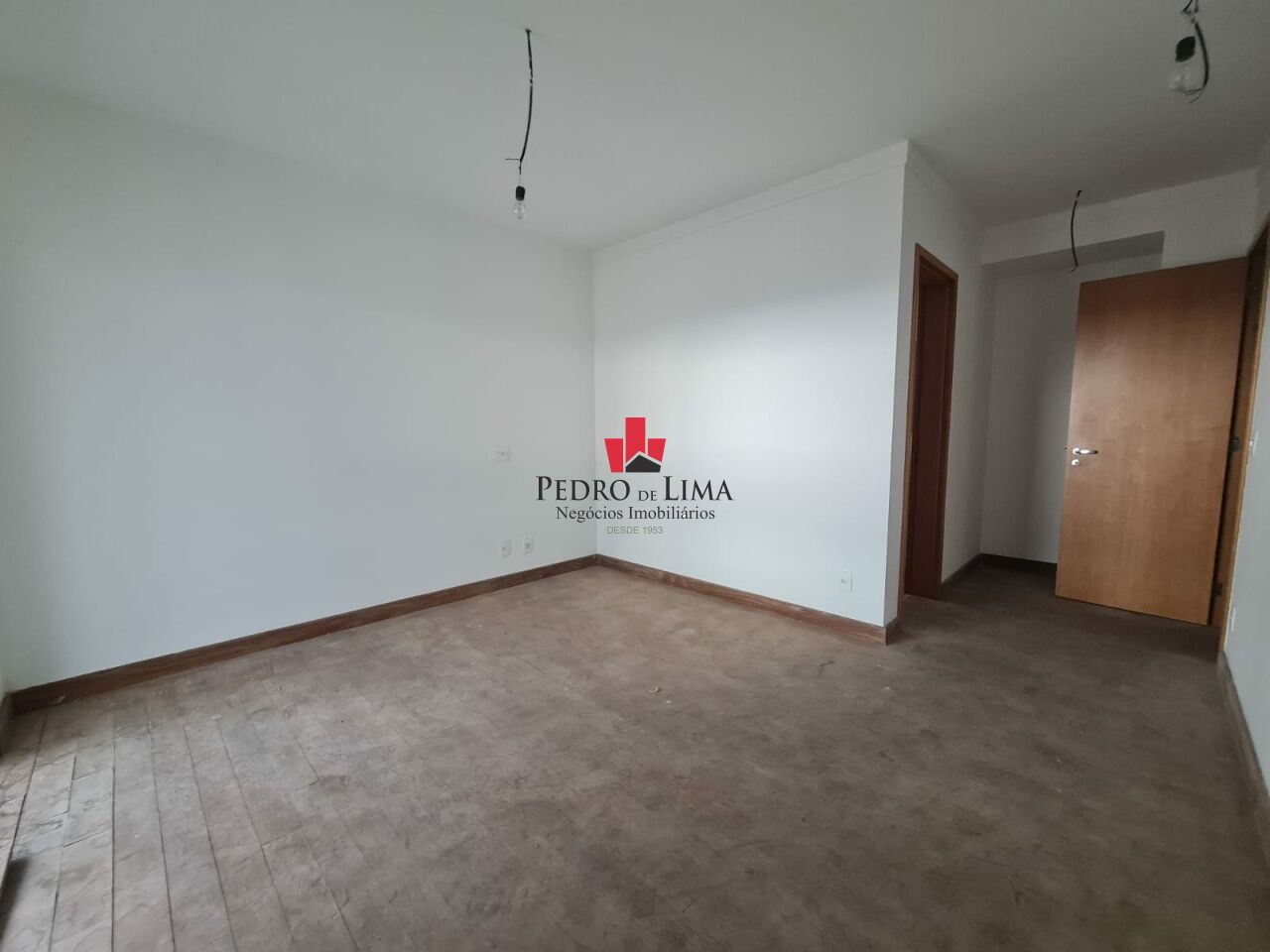 Condomínio Maria Montessori - Apartamento Varanda Gourmet 4 quartos  2 suítes e 4 vagas no Tatuapé