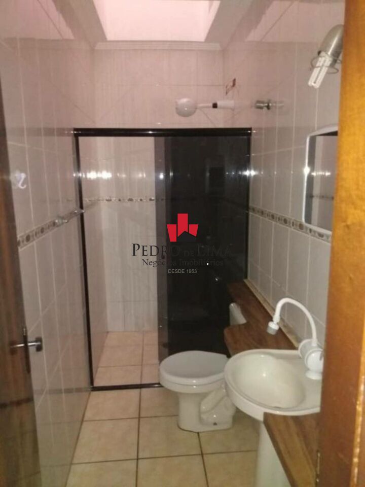 Sobrado frontal na Vila Formosa, 2 dormitórios, 2 vagas