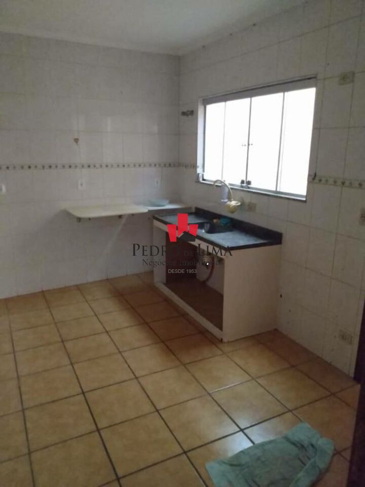 Sobrado frontal na Vila Formosa, 2 dormitórios, 2 vagas