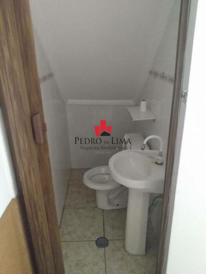 Sobrado frontal na Vila Formosa, 2 dormitórios, 2 vagas