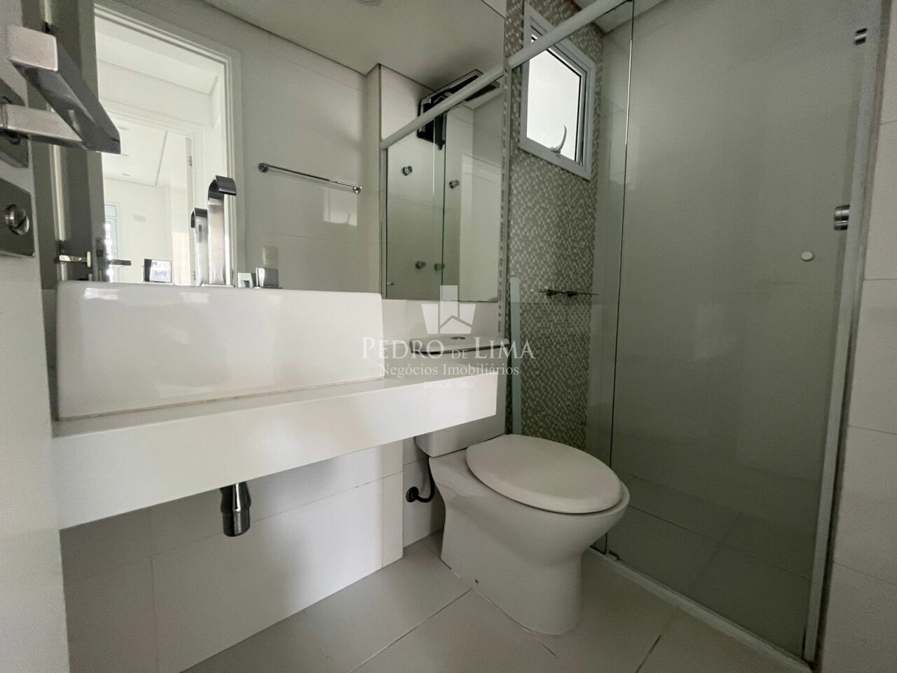 Apartamento no Tatuapé 3 quartos, 1 suíte, varanda gourmet, 2 vagas. Condomínio Villa Del Prado