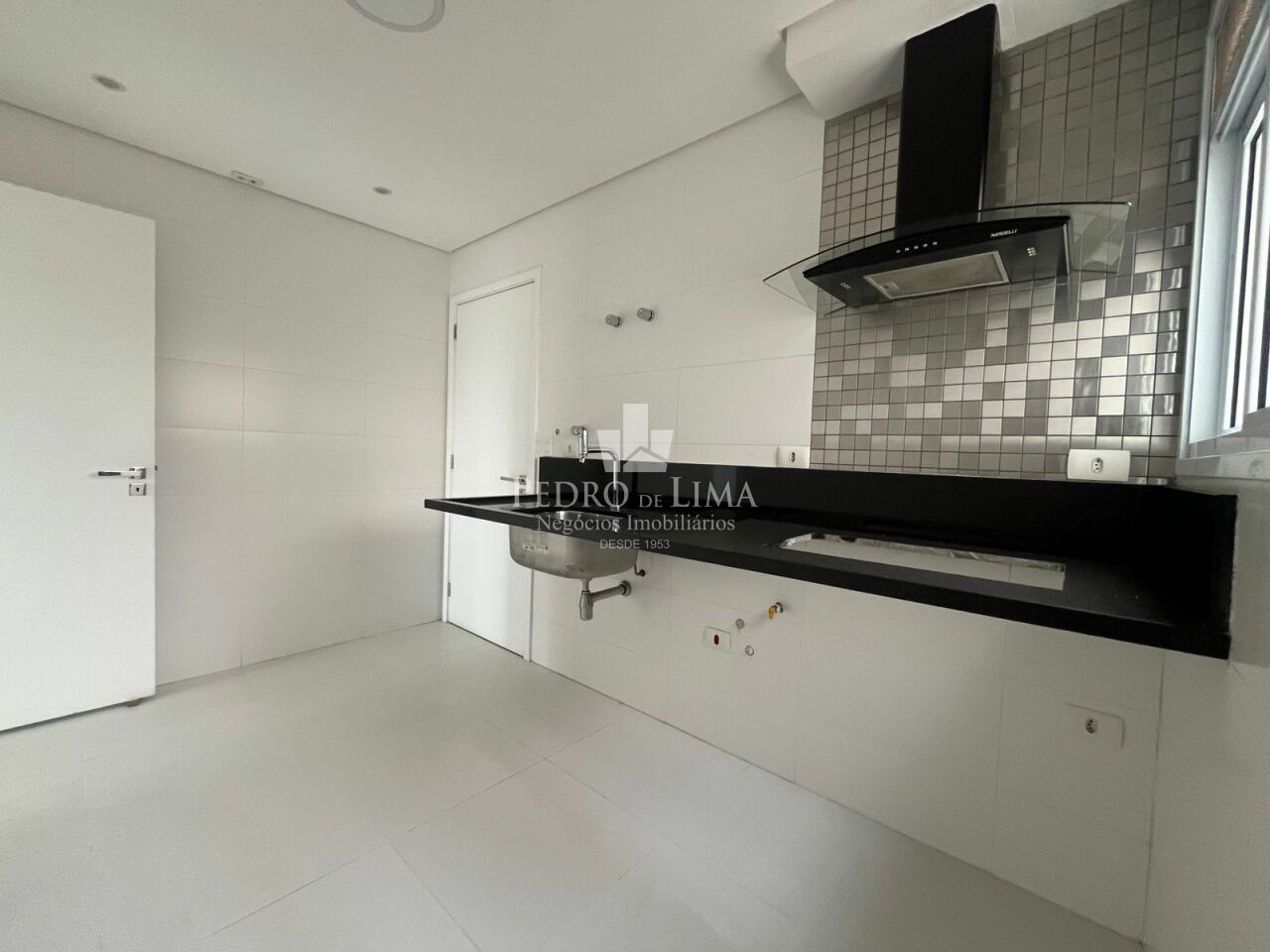 Apartamento no Tatuapé 3 quartos, 1 suíte, varanda gourmet, 2 vagas. Condomínio Villa Del Prado