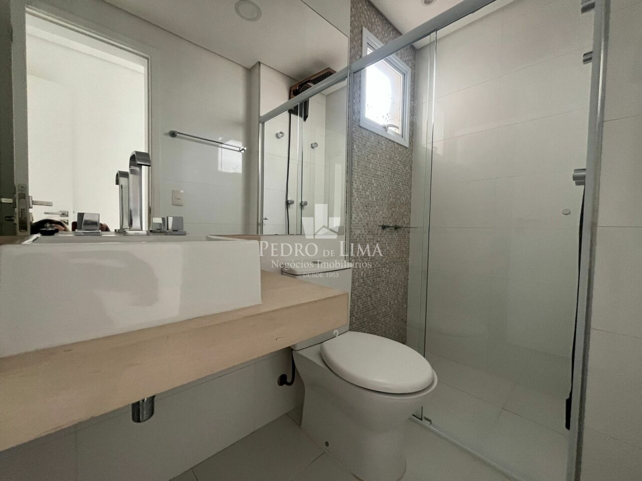 Apartamento no Tatuapé 3 quartos, 1 suíte, varanda gourmet, 2 vagas. Condomínio Villa Del Prado