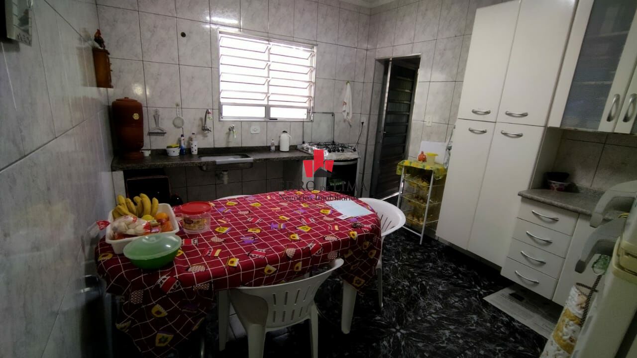 imagem do imovel Sobrado com 3 dormitórios, 2 vagas, 120m² A/C  ref: TP21252