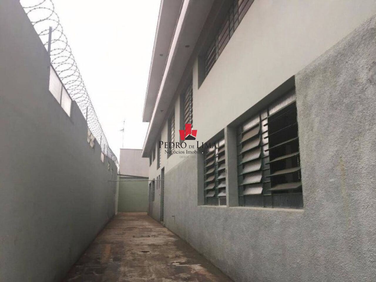 Galpão industrial com dois pavimentos na Aricanduva, terreno 363m², área construída 800m2