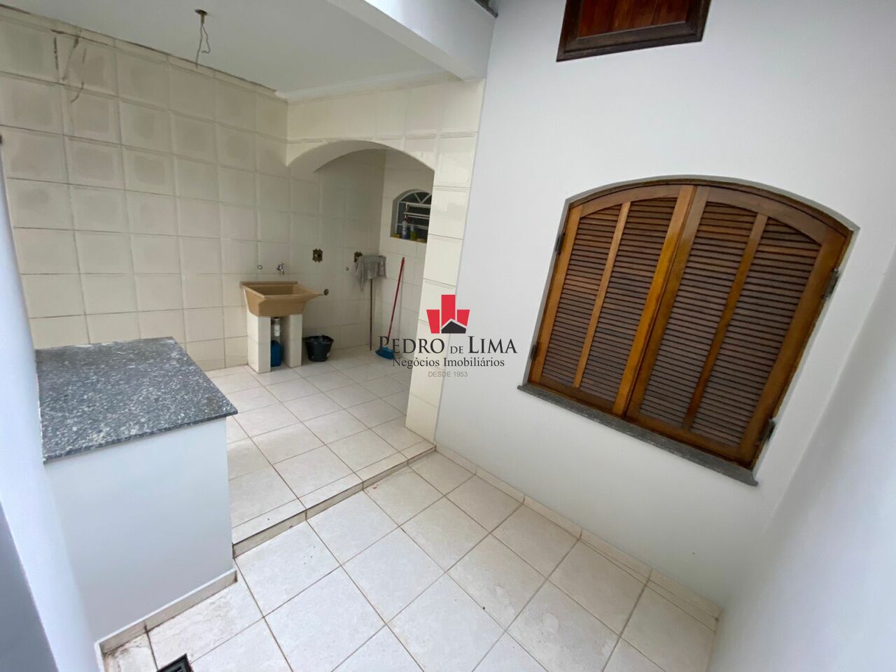 Casa 270 m², 3 quartos ( 2 suítes ) 4 vagas na Vila Formosa