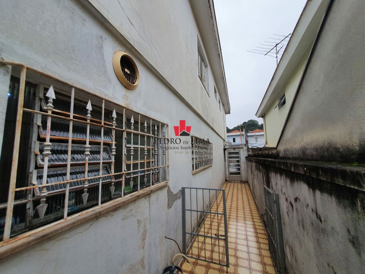 Casa no Jardim Anália Franco, 3 quartos, 2 vagas.