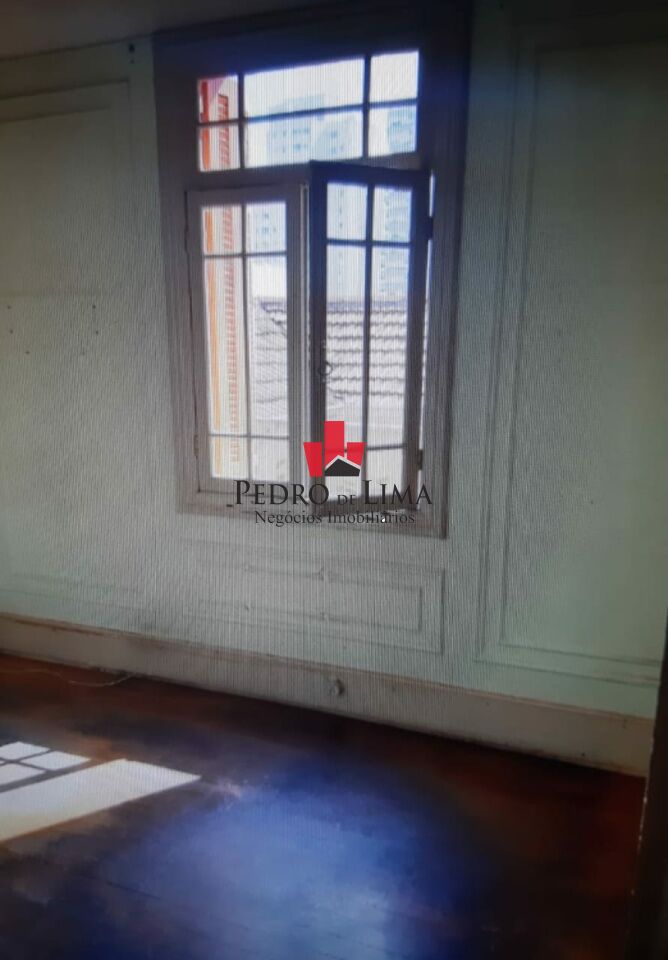 Sobrado com 3 dorm e 3 vagas , salão de festas e churrasqueira