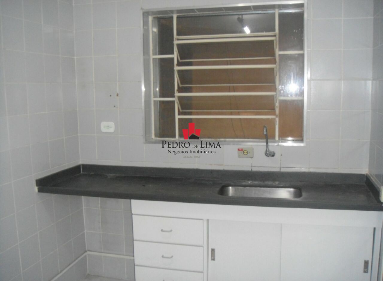 Salão Comercial 459 m² - com 4 vagas em Arthur Alvim 