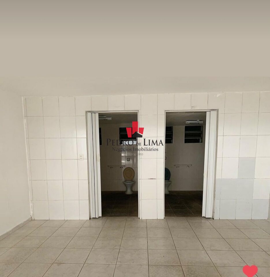 Salão Comercial 459 m² - com 4 vagas em Arthur Alvim 
