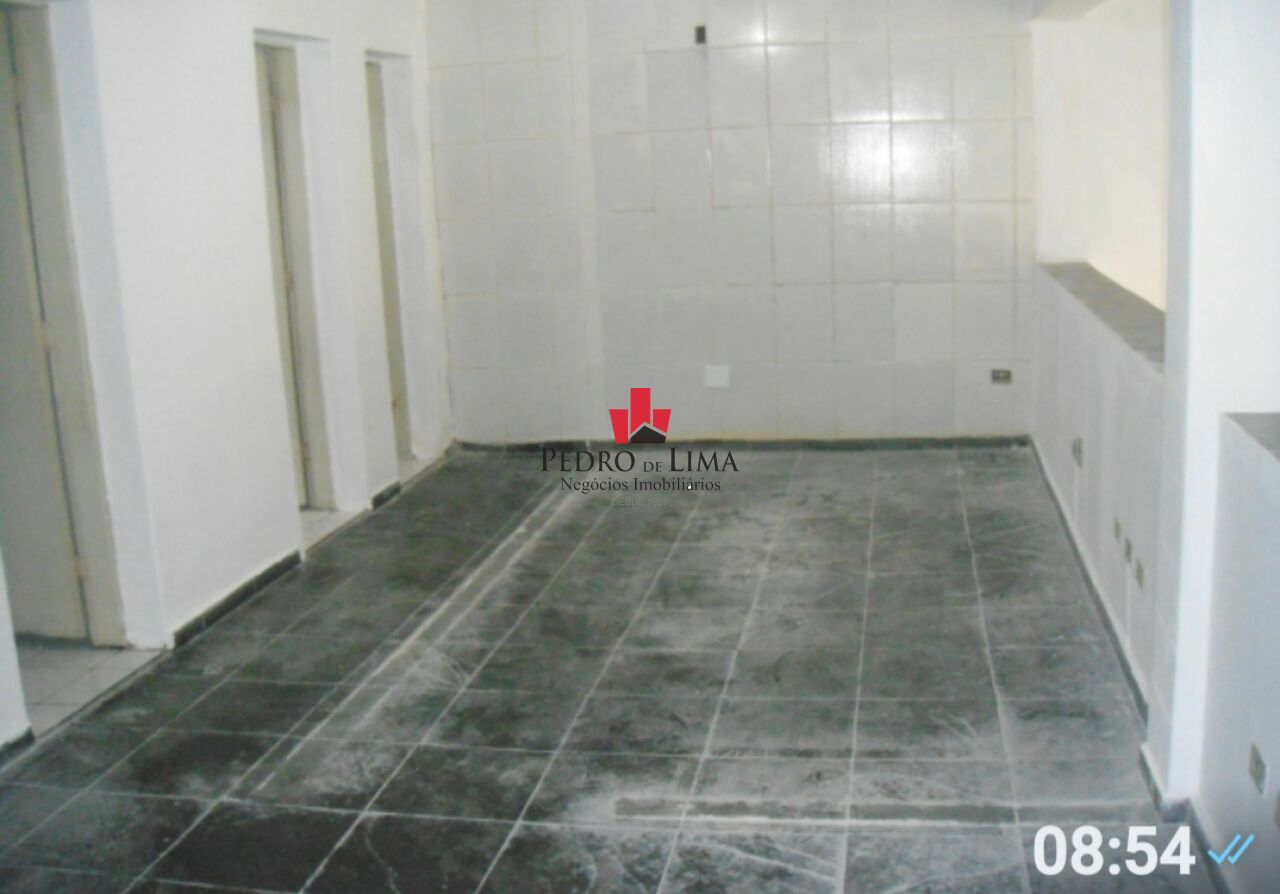 Salão Comercial 459 m² - com 4 vagas em Arthur Alvim 