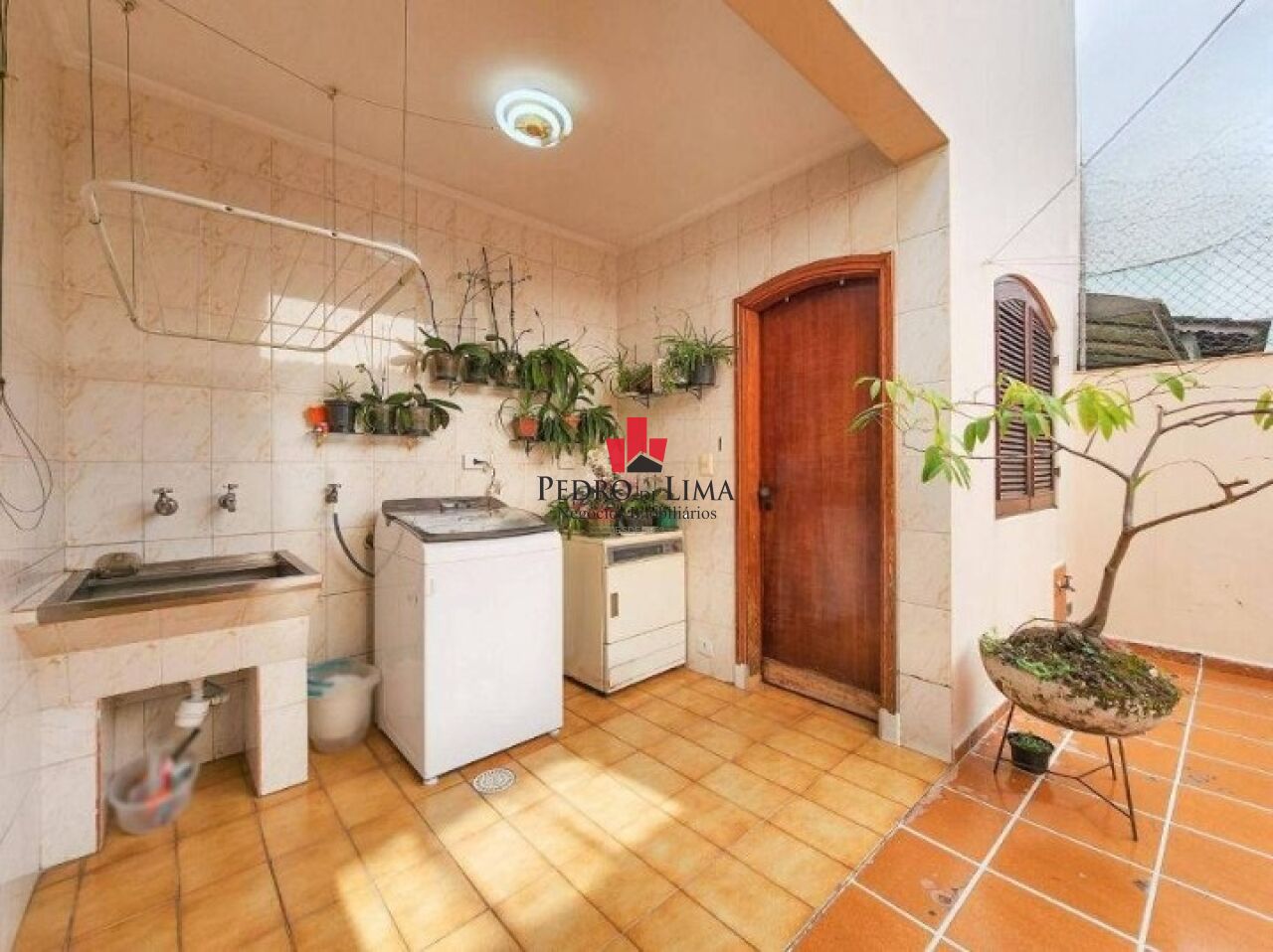 Sobrado 3 Quartos, 190m² , 4 vagas no Jardim Textil