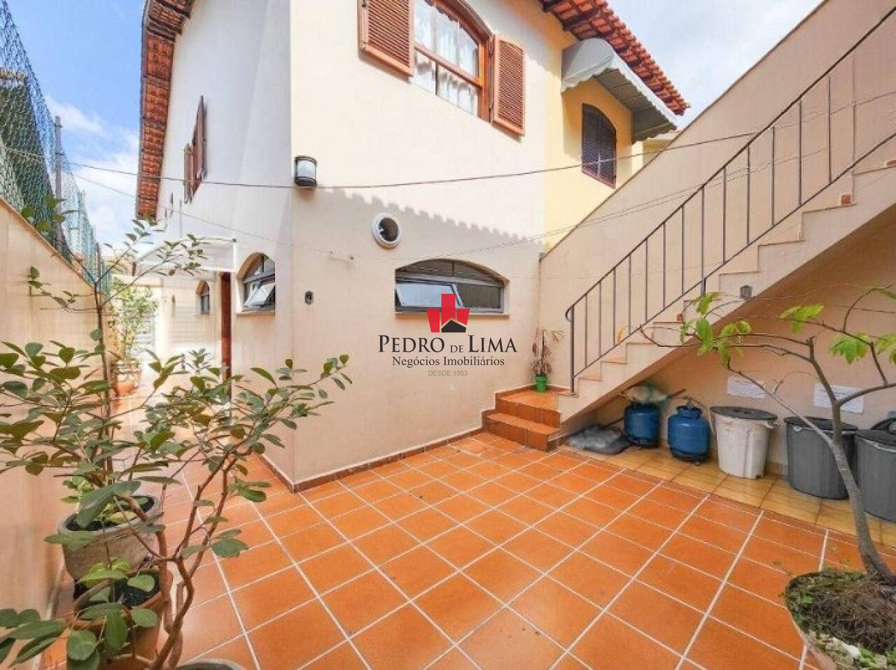 Sobrado 3 Quartos, 190m² , 4 vagas no Jardim Textil