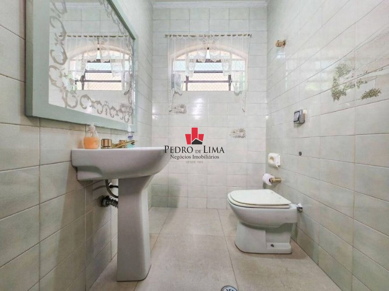 Sobrado 3 Quartos, 190m² , 4 vagas no Jardim Textil