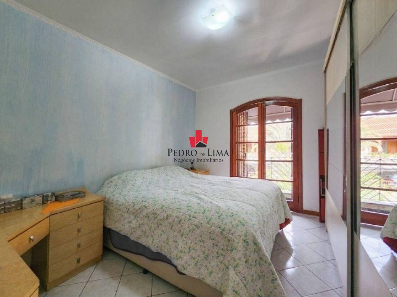 Sobrado 3 Quartos, 190m² , 4 vagas no Jardim Textil