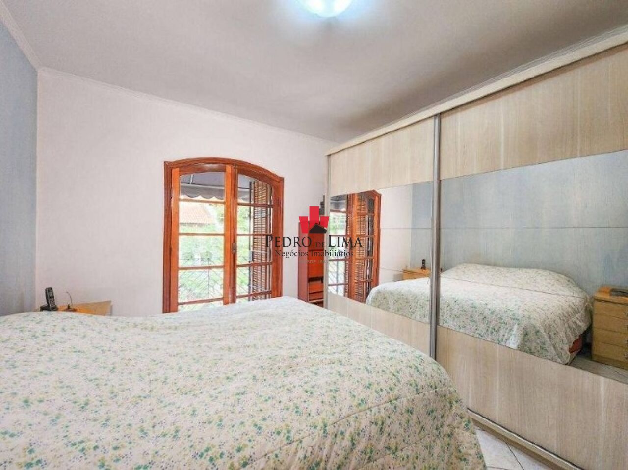 Sobrado 3 Quartos, 190m² , 4 vagas no Jardim Textil