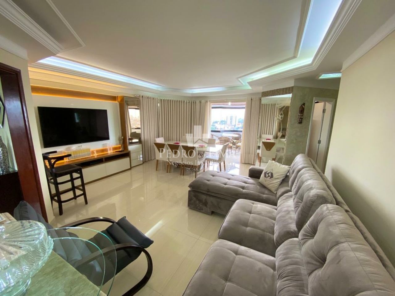 imagem do imovel Apartamento 3 suítes, 2 sacadas, 3 vagas e 130m² com depósito - Vila Diva / Água Rasa ref: TP22219