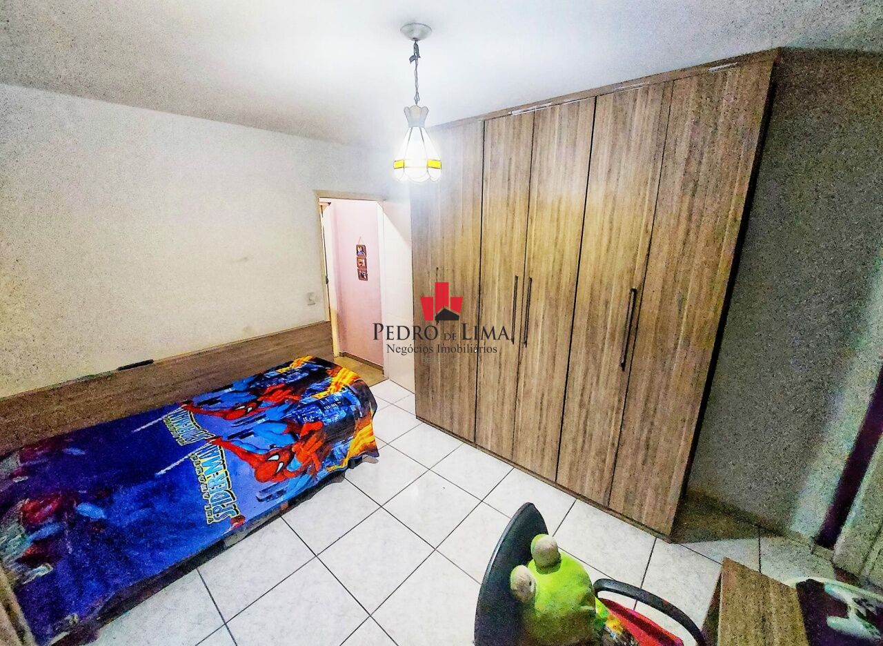 Casa na Vila Formosa com 2 suítes, área gourmet e 2 vagas