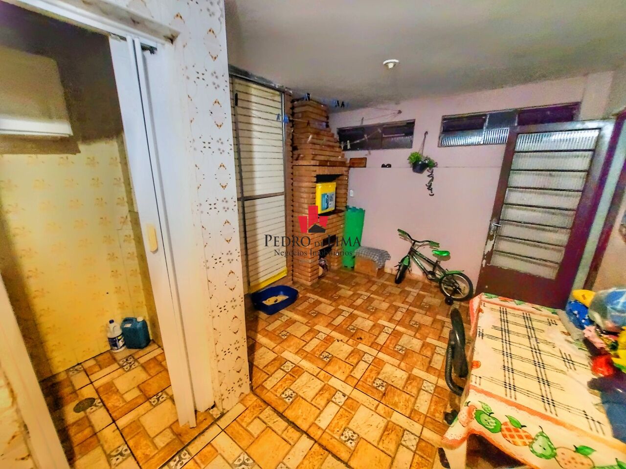 Casa na Vila Formosa com 2 suítes, área gourmet e 2 vagas