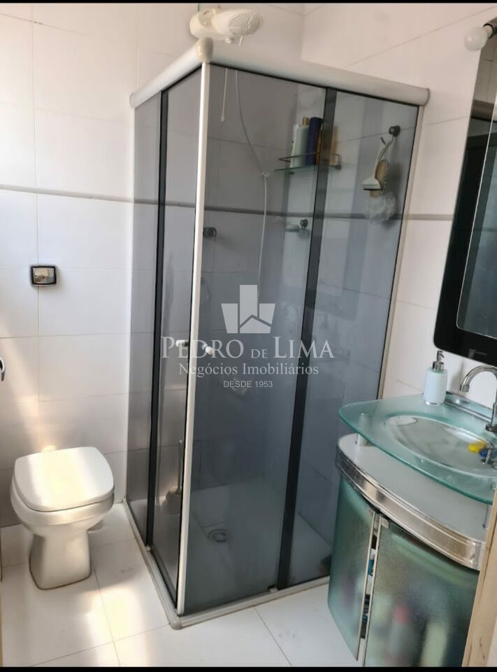 Galpão comercial na Penha com 500m² 