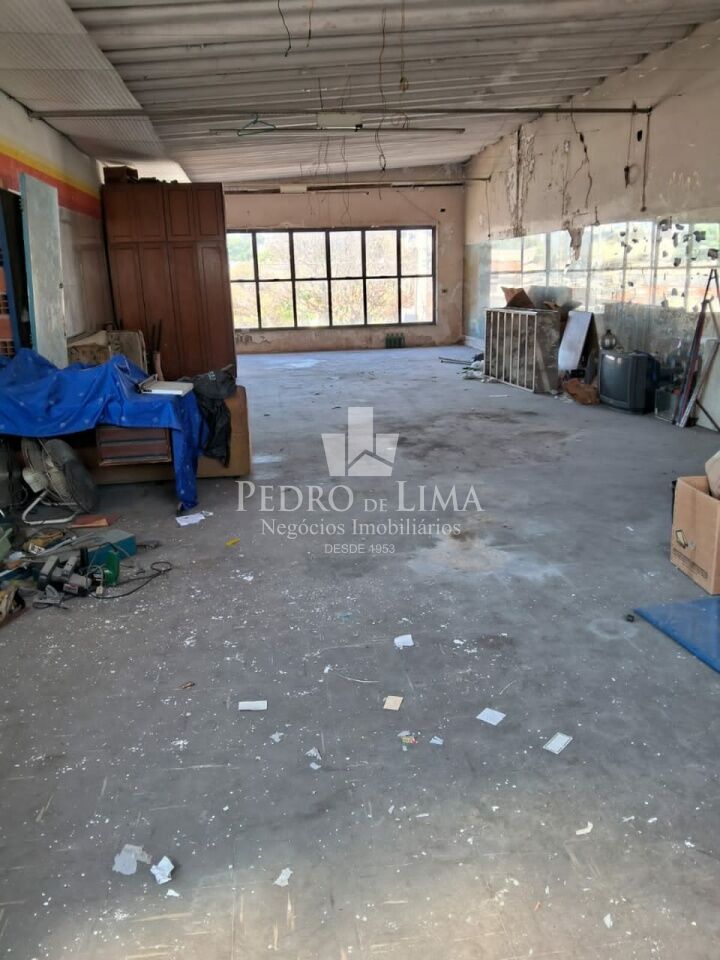 Galpão comercial na Penha com 500m² 