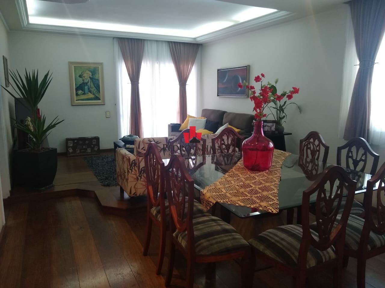 Apartamento com 3 dormitórios sendo 1 suíte e 2 vagas fixas no Tatuapé