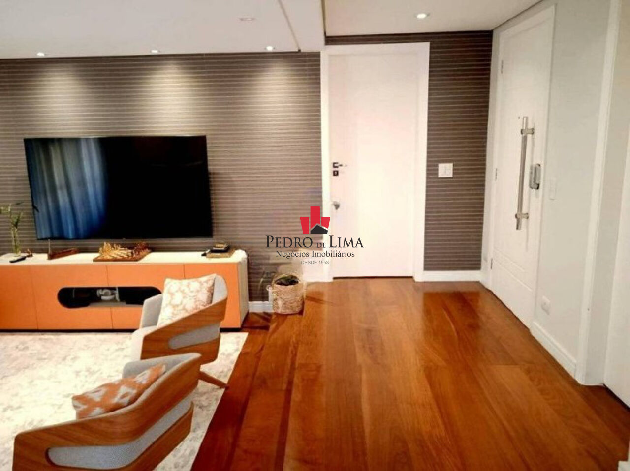 imagem do imovel Apartamento no Tatuapé com 3 quartos (1 suíte), sacada e 2 vagas de garagem - Condomínio Itapema. ref: TP23850