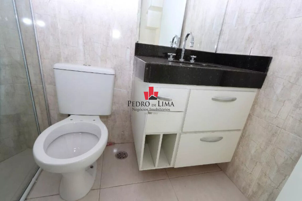 Casa na Vila Formosa com 2 quartos suítes e 5 vagas de garagem