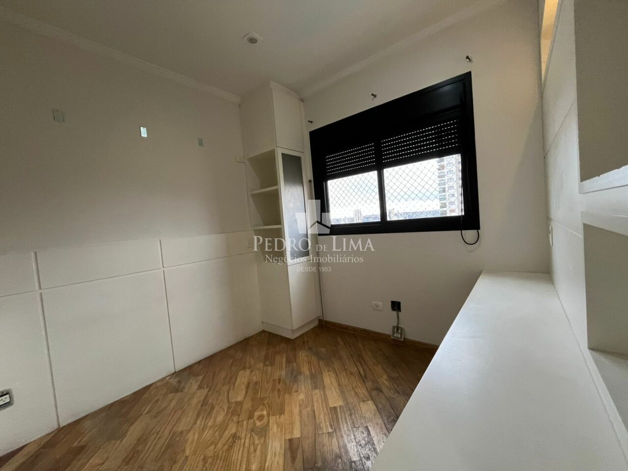 Apartamento 4 quartos, 4 vagas, Vila Carrão. Condomínio Monte Carlo