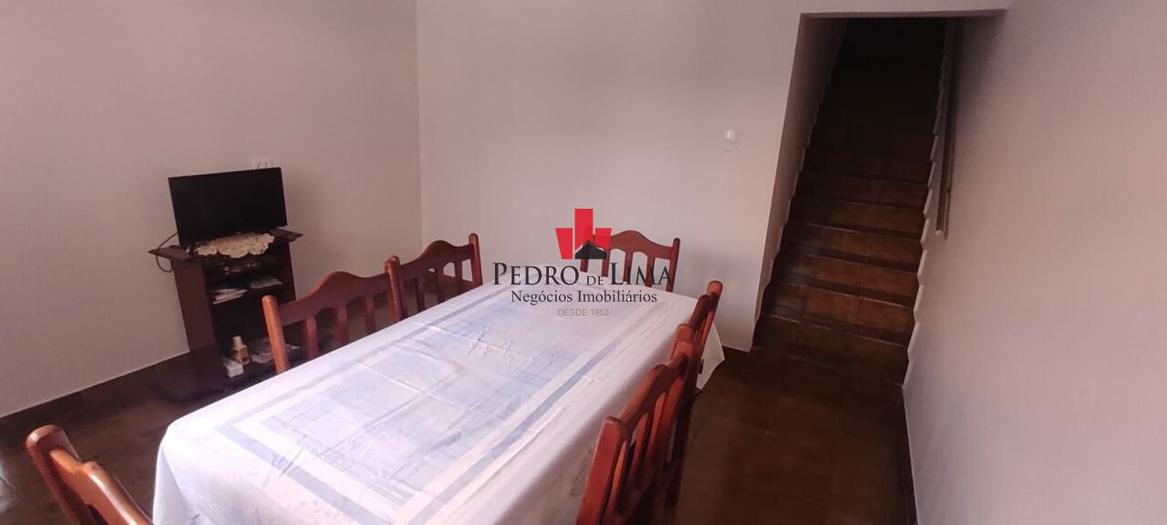 Sobrado 262m² no Jardim Ipanema, 3 dormitórios (1 suíte) e 3 vagas 