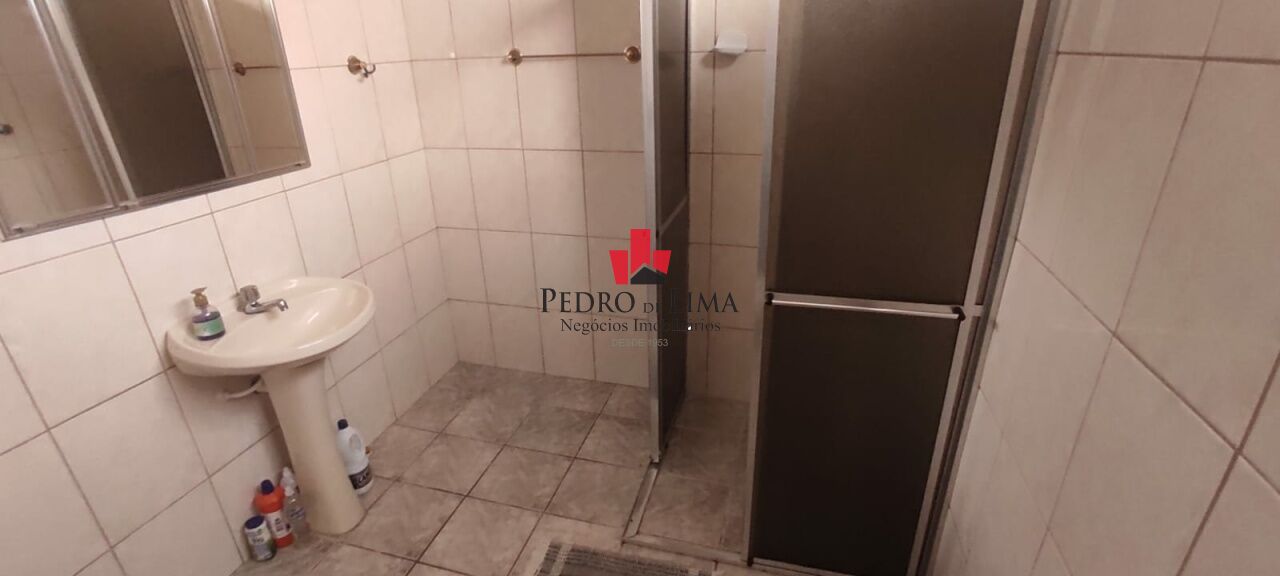 Sobrado 262m² no Jardim Ipanema, 3 dormitórios (1 suíte) e 3 vagas 