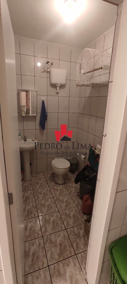 Sobrado 262m² no Jardim Ipanema, 3 dormitórios (1 suíte) e 3 vagas 