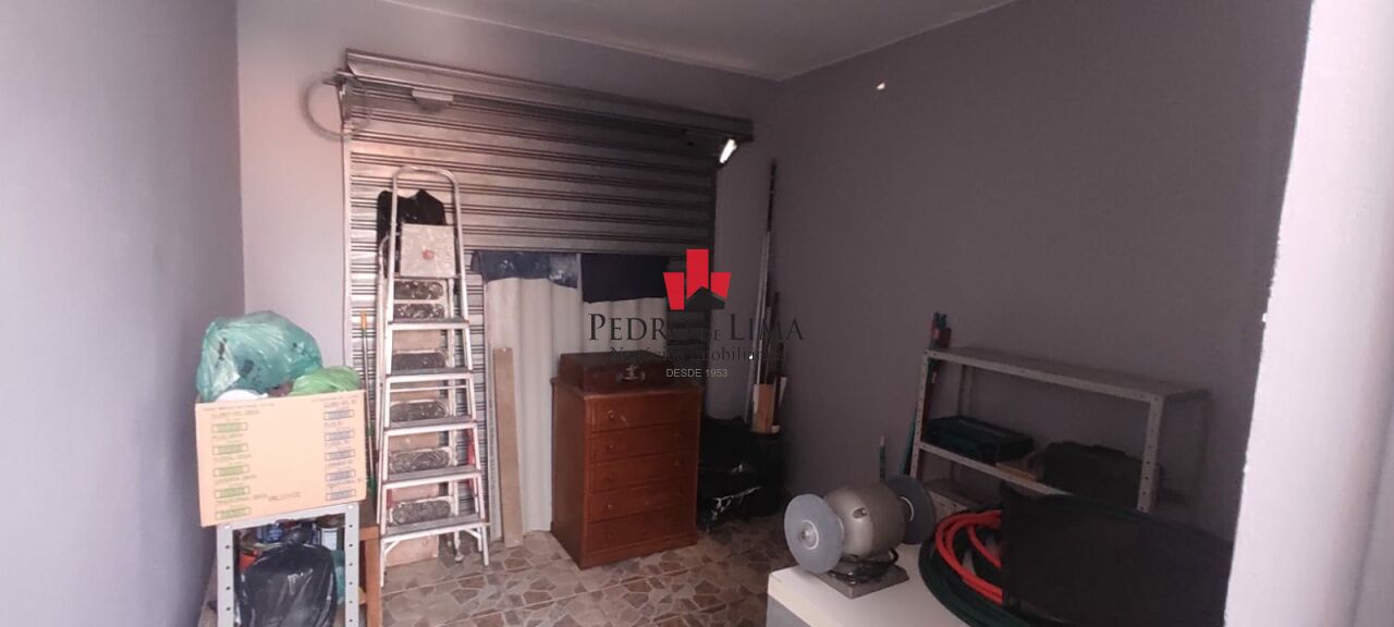 Sobrado 262m² no Jardim Ipanema, 3 dormitórios (1 suíte) e 3 vagas 