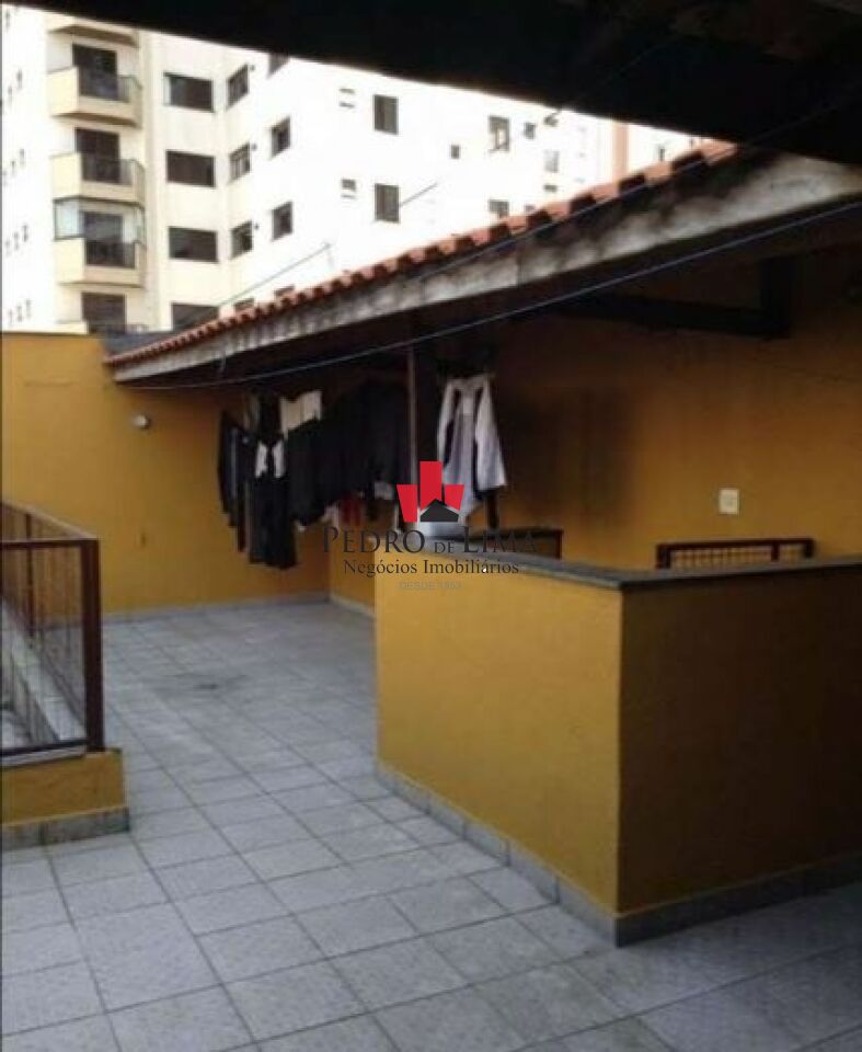Sobrado 4 suítes, 620m², 6 vagas no Anália Franco