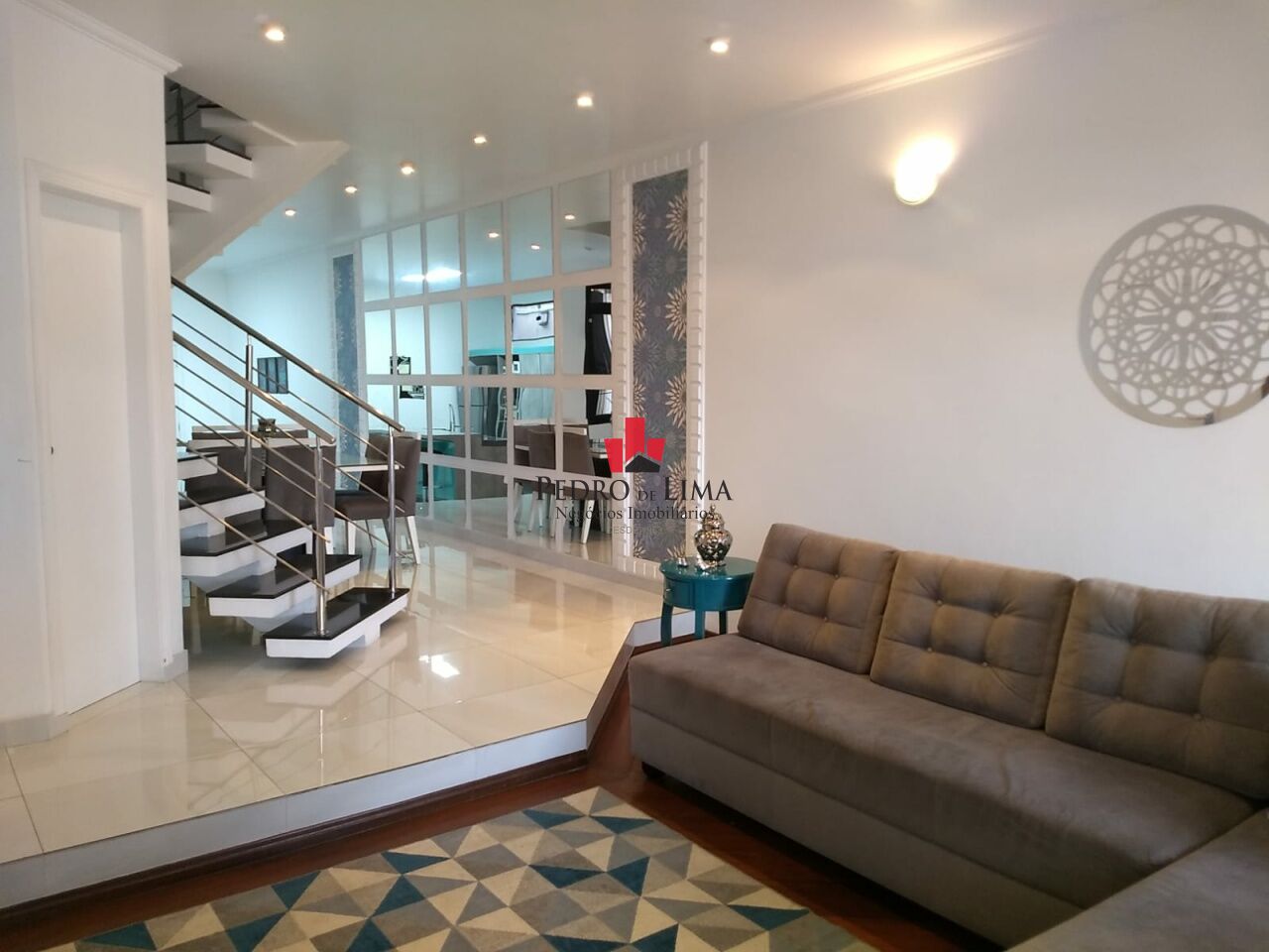 imagem do imovel Casa na Vila Alpina com 3 quartos (1 suíte), área gourmet e 2 vagas de garagem ref: TP24460
