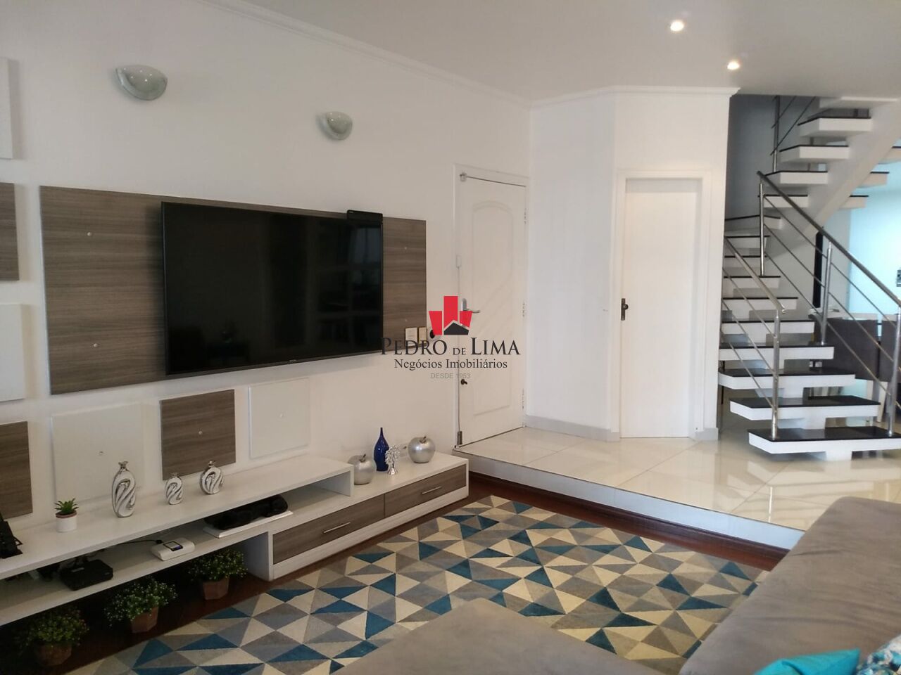 imagem do imovel Casa na Vila Alpina com 3 quartos (1 suíte), área gourmet e 2 vagas de garagem ref: TP24460