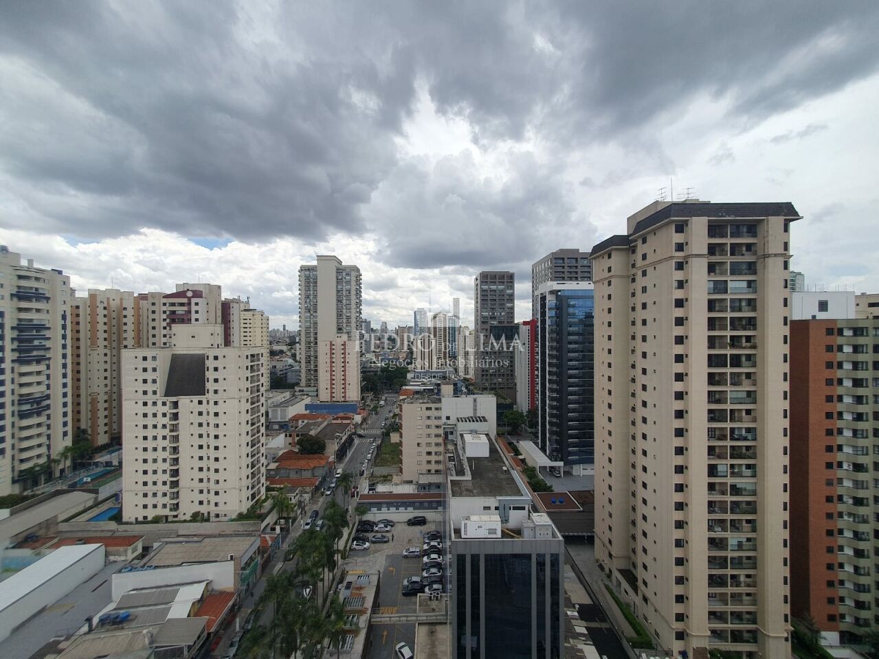 Apartamento "cobertura" próximo ao Metrô Carrão, 145m², 3 quartos e 2 vagas. Condomínio Ônix