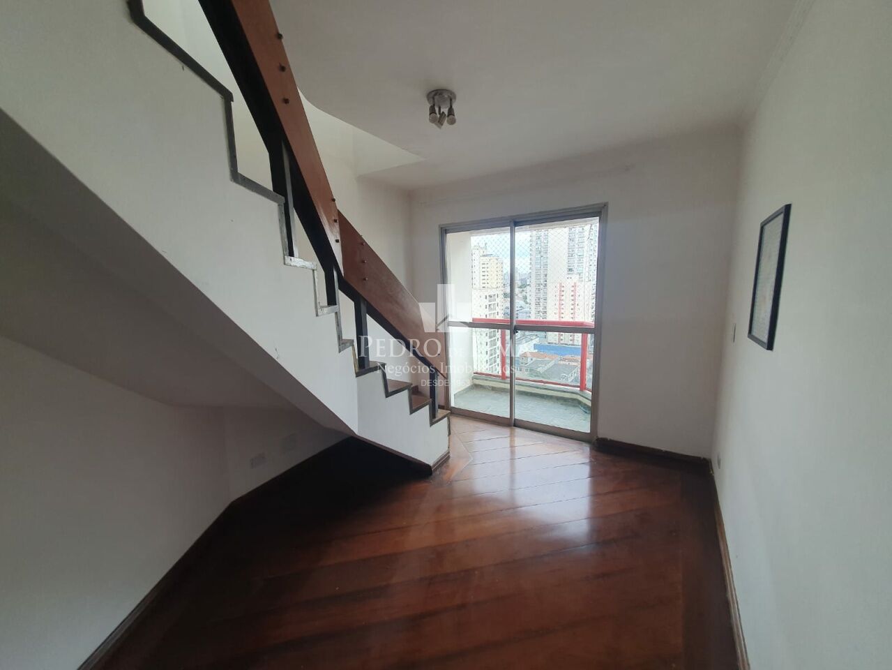 Apartamento "cobertura" próximo ao Metrô Carrão, 145m², 3 quartos e 2 vagas. Condomínio Ônix