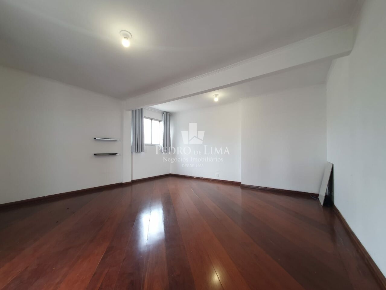 Apartamento "cobertura" próximo ao Metrô Carrão, 145m², 3 quartos e 2 vagas. Condomínio Ônix