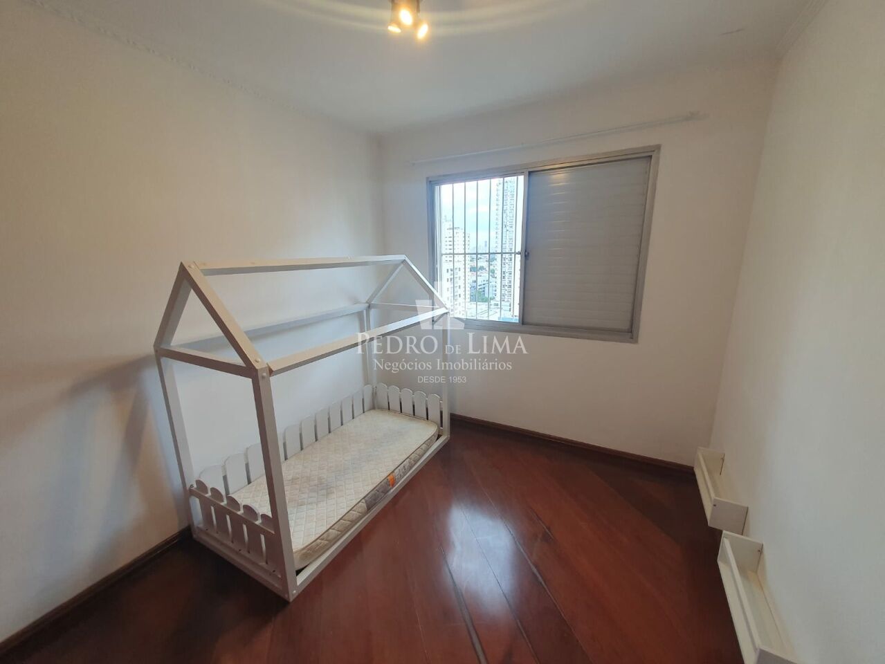 Apartamento "cobertura" próximo ao Metrô Carrão, 145m², 3 quartos e 2 vagas. Condomínio Ônix