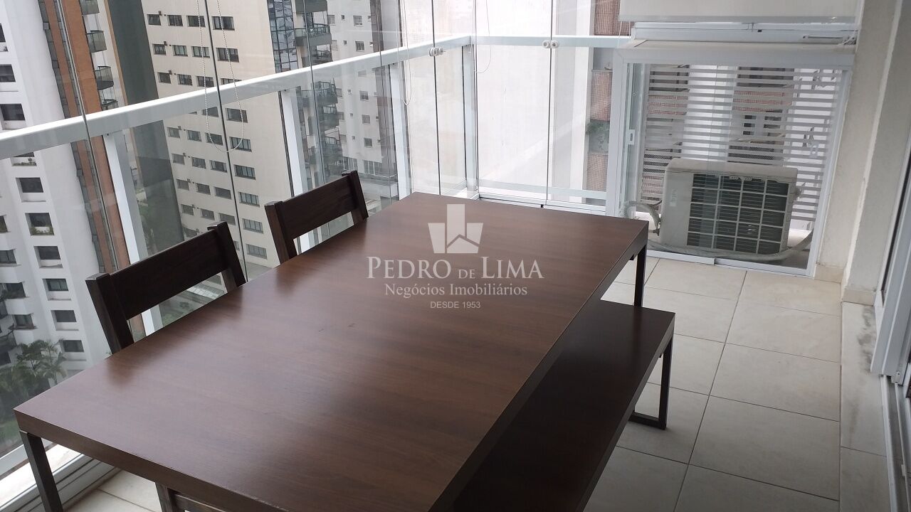 Apartamento Studio, mobiliado, 52m², 1 vaga, no Tatuapé.