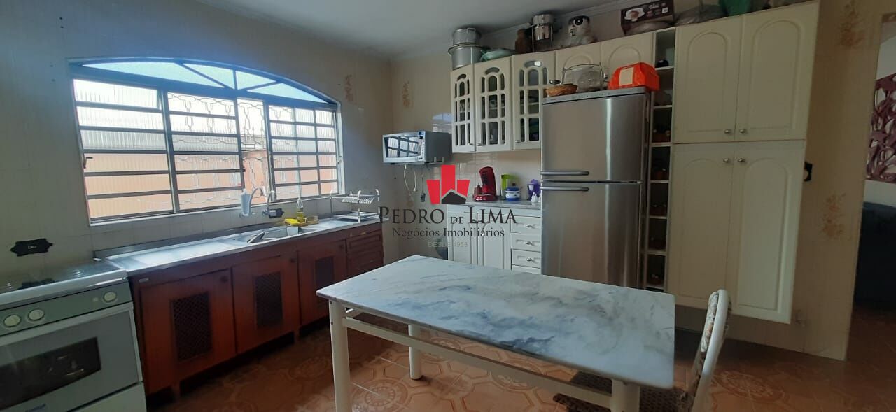 Sobrado Frontal, 2 dormitórios, 2 vagas, Parque São Lucas