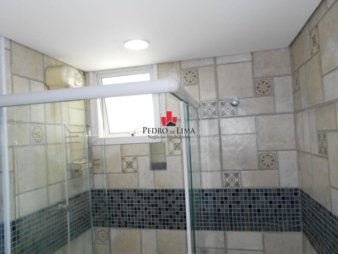 Apartamento 3 quartos 1 suíte e 2 vagas cobertas e fixas na Vila Carrão. Condomínio Morada da Vila 