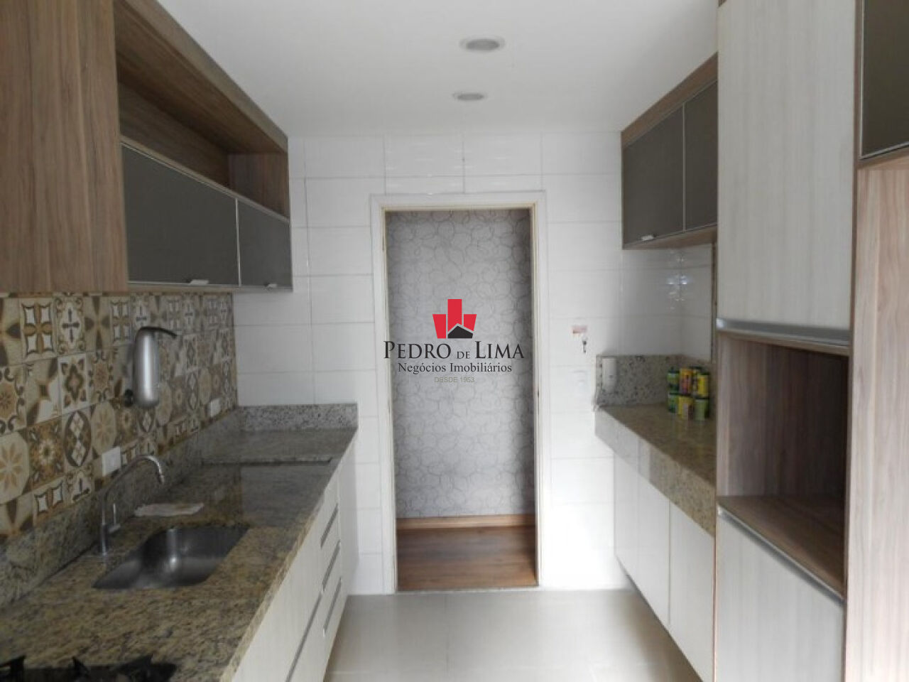 Apartamento 3 quartos 1 suíte e 2 vagas cobertas e fixas na Vila Carrão. Condomínio Morada da Vila 