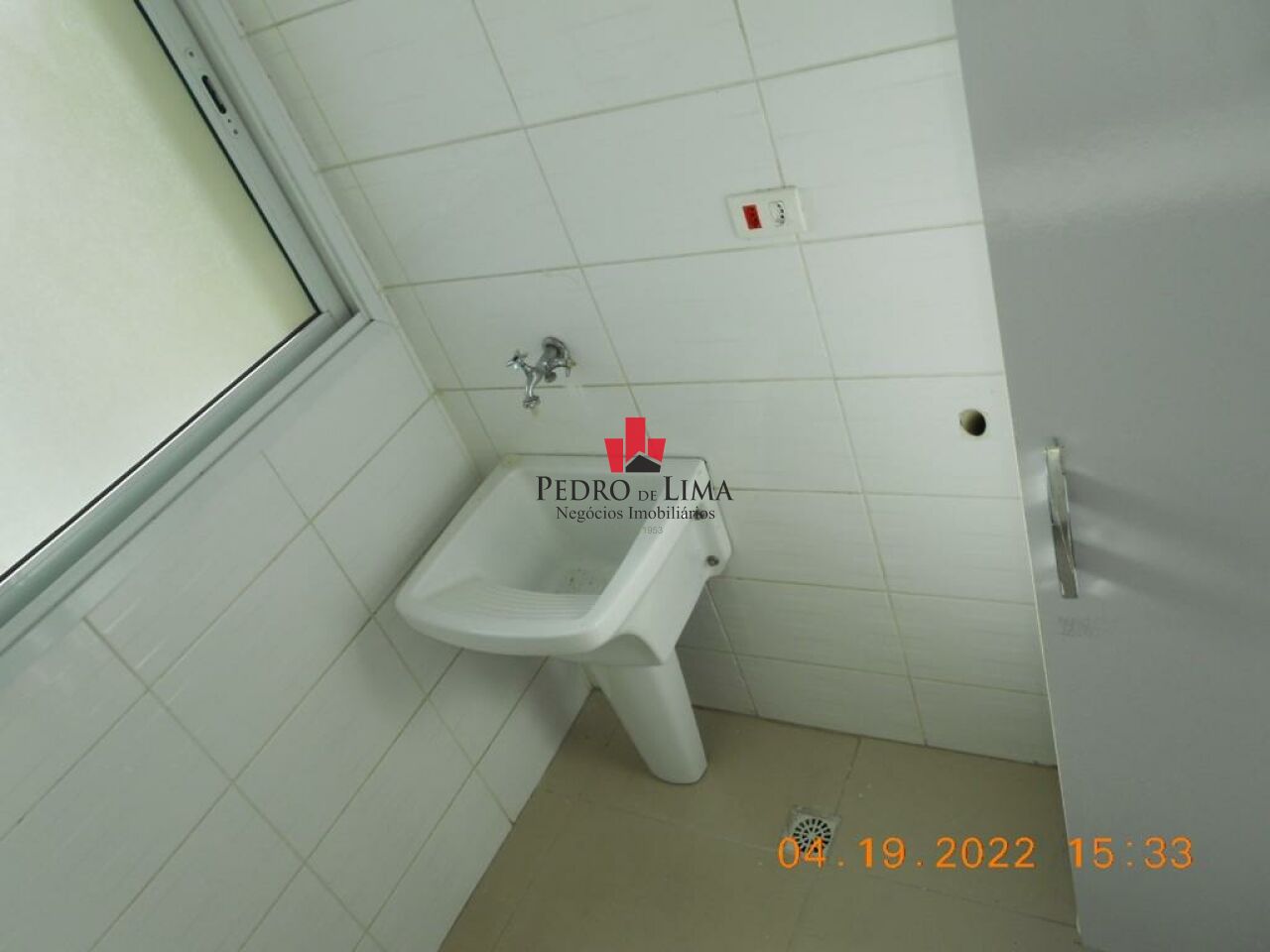 Apartamento 3 quartos 1 suíte e 2 vagas cobertas e fixas na Vila Carrão. Condomínio Morada da Vila 